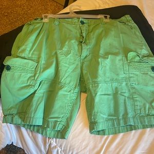 Men’s cargo shorts